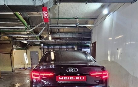 Audi A4, 2017 год, 2 300 000 рублей, 7 фотография