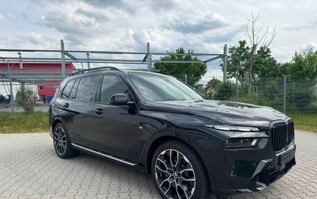 BMW X7, 2025 год, 13 850 000 рублей, 2 фотография