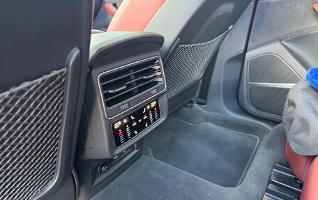 Audi SQ8, 2021 год, 9 300 000 рублей, 9 фотография