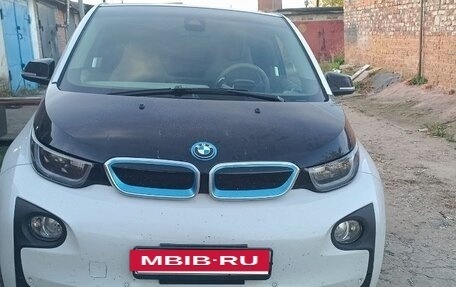 BMW i3 I01 рестайлинг, 2015 год, 1 450 000 рублей, 2 фотография