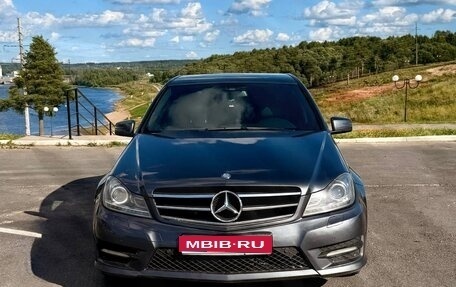 Mercedes-Benz C-Класс, 2012 год, 1 450 000 рублей, 1 фотография