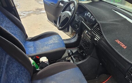 Opel Zafira A рестайлинг, 2000 год, 110 000 рублей, 8 фотография