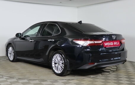 Toyota Camry, 2020 год, 2 649 990 рублей, 7 фотография