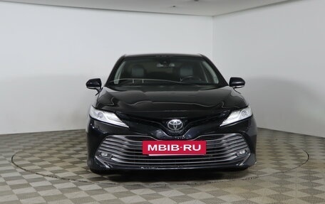 Toyota Camry, 2020 год, 2 649 990 рублей, 2 фотография