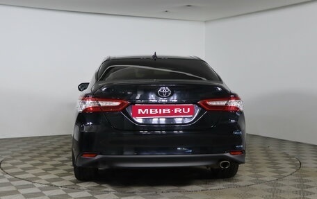 Toyota Camry, 2020 год, 2 649 990 рублей, 6 фотография