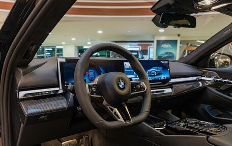 BMW 5 серия, 2026 год, 13 890 000 рублей, 33 фотография
