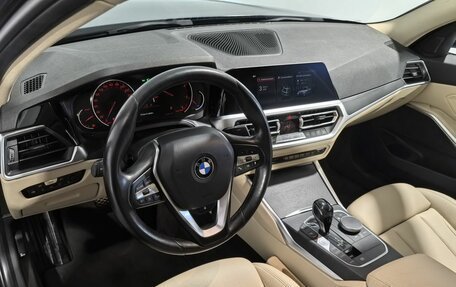 BMW 3 серия, 2020 год, 2 990 000 рублей, 12 фотография