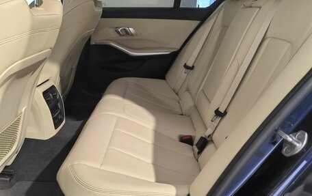 BMW 3 серия, 2020 год, 2 990 000 рублей, 14 фотография