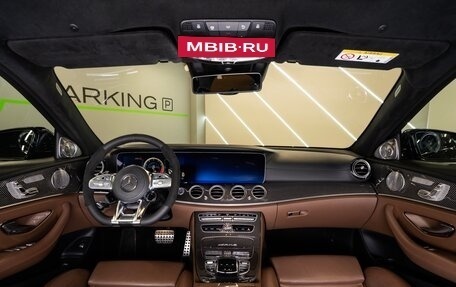 Mercedes-Benz E-Класс AMG, 2018 год, 8 450 000 рублей, 18 фотография