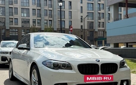 BMW 5 серия, 2014 год, 3 000 000 рублей, 2 фотография