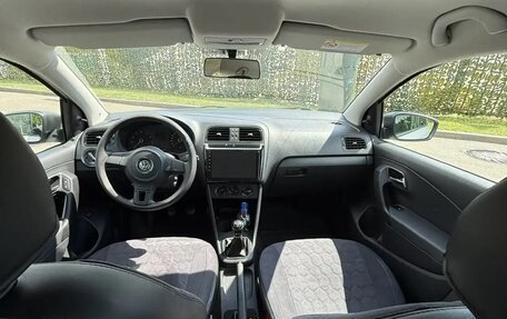 Volkswagen Polo VI (EU Market), 2013 год, 850 000 рублей, 11 фотография