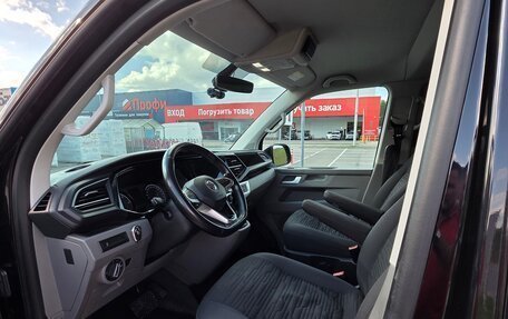 Volkswagen Caravelle T6 рестайлинг, 2020 год, 4 490 000 рублей, 14 фотография
