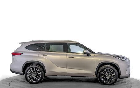Toyota Highlander, 2026 год, 5 890 000 рублей, 4 фотография