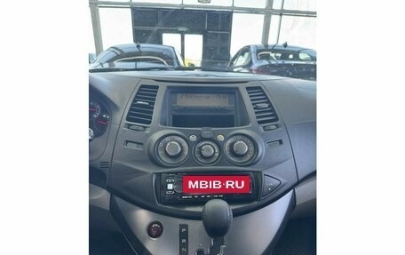 Mitsubishi Grandis, 2007 год, 749 000 рублей, 13 фотография
