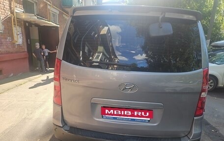 Hyundai Grand Starex Grand Starex I рестайлинг 2, 2011 год, 1 400 000 рублей, 3 фотография