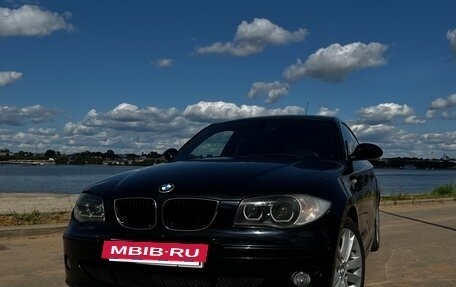 BMW 1 серия, 2007 год, 820 000 рублей, 12 фотография