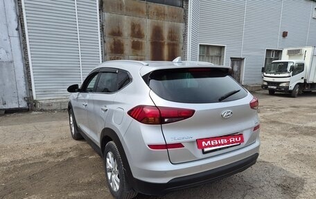 Hyundai Tucson III, 2019 год, 1 100 000 рублей, 4 фотография