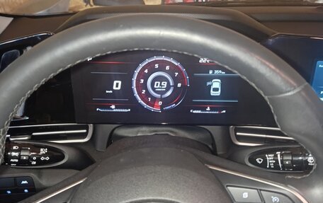 Hyundai Elantra, 2021 год, 2 100 000 рублей, 14 фотография