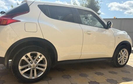 Nissan Juke II, 2011 год, 860 000 рублей, 8 фотография
