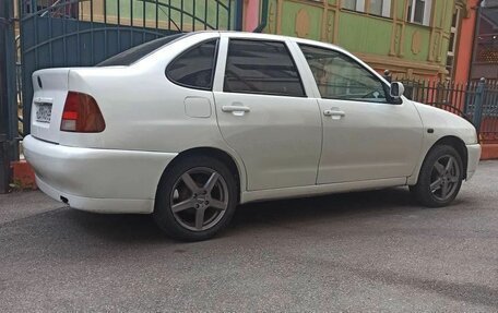 Volkswagen Polo III рестайлинг, 1997 год, 250 000 рублей, 4 фотография