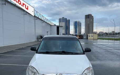 Skoda Fabia II, 2010 год, 360 000 рублей, 7 фотография