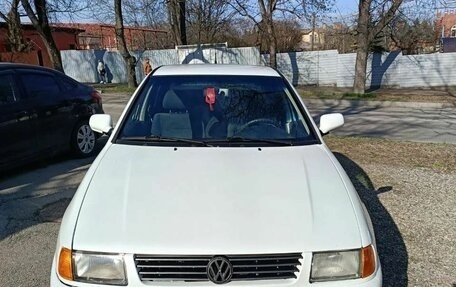 Volkswagen Polo III рестайлинг, 1997 год, 250 000 рублей, 3 фотография