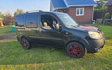 Fiat Doblo I, 2011 год, 600 000 рублей, 2 фотография