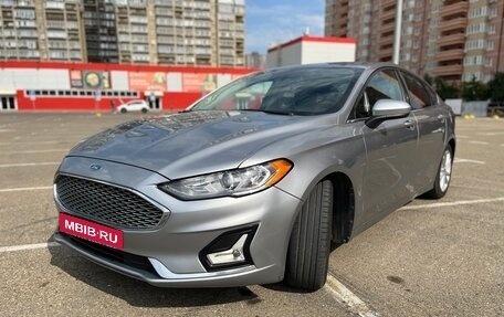 Ford Fusion (North America) II, 2020 год, 1 370 000 рублей, 2 фотография