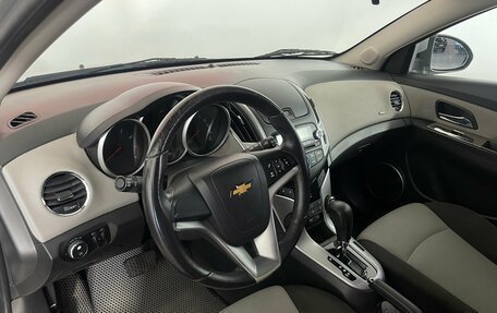 Chevrolet Cruze II, 2013 год, 715 000 рублей, 9 фотография