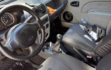 Renault Logan I, 2006 год, 380 000 рублей, 5 фотография
