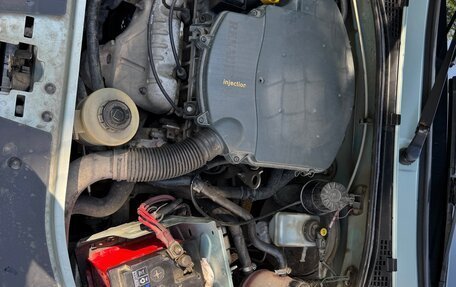 Renault Logan I, 2006 год, 380 000 рублей, 6 фотография