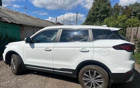 Geely Atlas, 2023 год, 1 750 000 рублей, 3 фотография