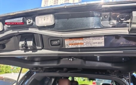 Toyota Land Cruiser 200, 2018 год, 6 800 000 рублей, 10 фотография
