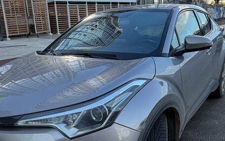 Toyota C-HR I рестайлинг, 2018 год, 1 950 000 рублей, 6 фотография