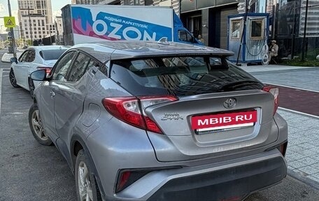 Toyota C-HR I рестайлинг, 2018 год, 1 950 000 рублей, 2 фотография