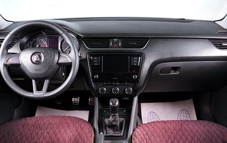Skoda Octavia, 2019 год, 1 429 000 рублей, 13 фотография