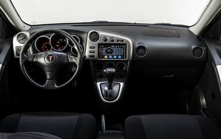 Pontiac Vibe II, 2004 год, 590 000 рублей, 18 фотография