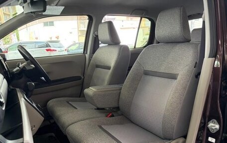 Toyota Passo III, 2018 год, 674 000 рублей, 11 фотография