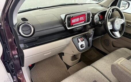 Toyota Passo III, 2018 год, 674 000 рублей, 10 фотография