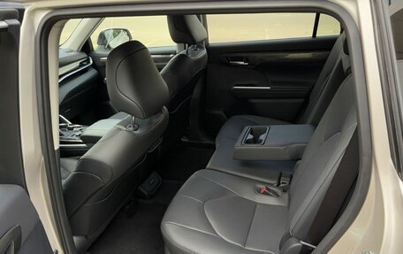 Toyota Highlander, 2026 год, 5 445 000 рублей, 24 фотография
