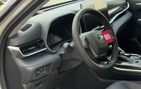 Toyota Highlander, 2026 год, 5 445 000 рублей, 32 фотография