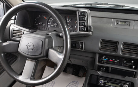 Opel Frontera A, 1993 год, 509 000 рублей, 9 фотография
