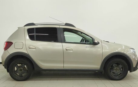 Renault Sandero II рестайлинг, 2018 год, 826 800 рублей, 6 фотография