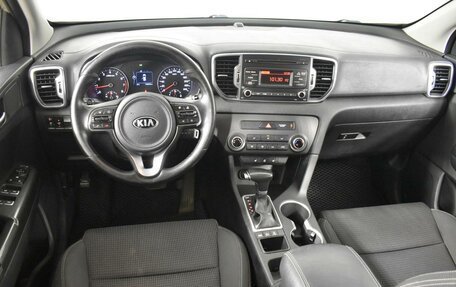 KIA Sportage IV рестайлинг, 2016 год, 1 889 900 рублей, 6 фотография