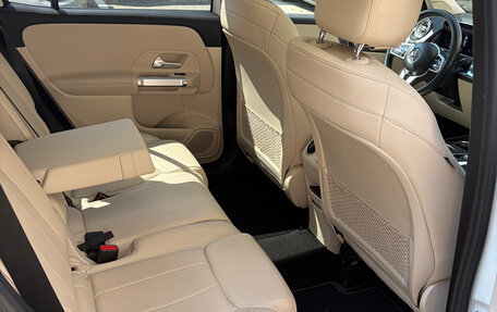 Mercedes-Benz GLB, 2019 год, 3 750 000 рублей, 13 фотография