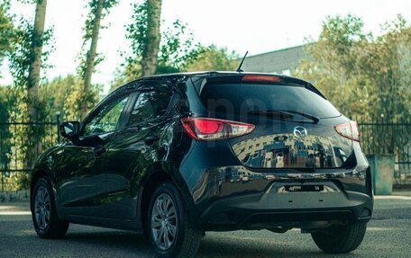 Mazda Demio IV, 2015 год, 870 000 рублей, 5 фотография