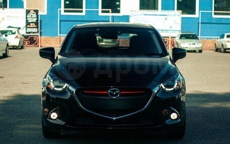Mazda Demio IV, 2015 год, 870 000 рублей, 2 фотография