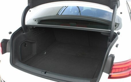 Audi A4, 2019 год, 2 300 000 рублей, 10 фотография