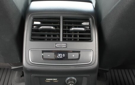 Audi A4, 2019 год, 2 300 000 рублей, 21 фотография