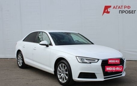 Audi A4, 2019 год, 2 300 000 рублей, 3 фотография